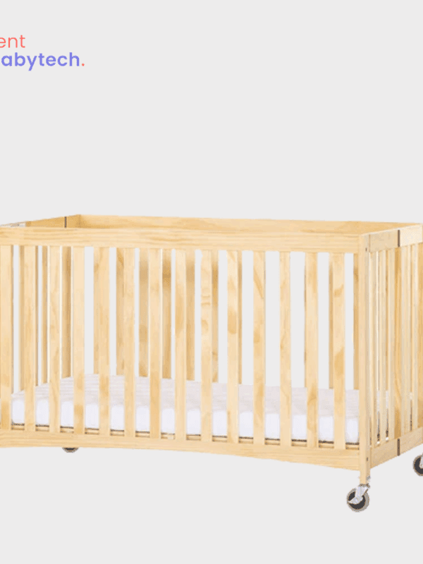 Foundations Full Sized Crib w/ Linens